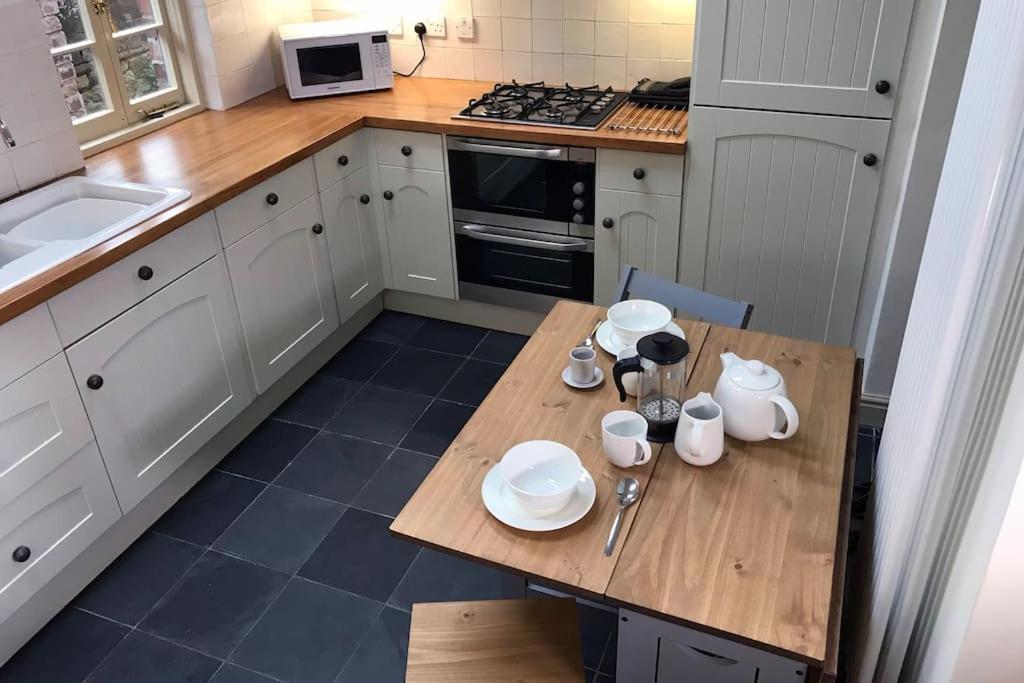Villa Grade II Townhouse, Ledbury Esterno foto